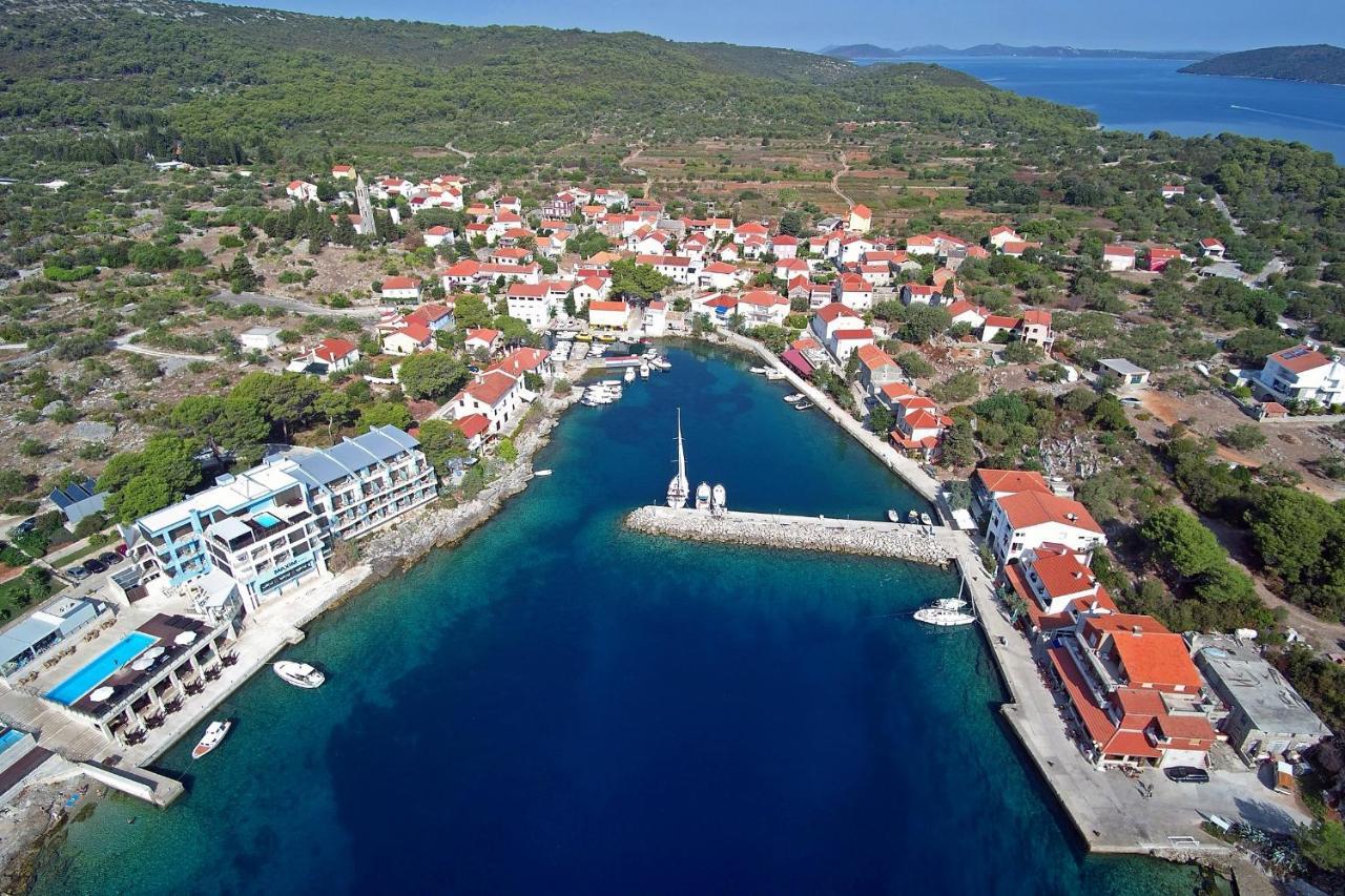 Apartments With A Parking Space Bozava, Dugi Otok - 8108 외부 사진
